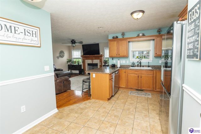 2567 Kensington Way, Elizabethtown, KY 42701