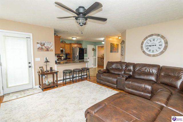 2567 Kensington Way, Elizabethtown, KY 42701