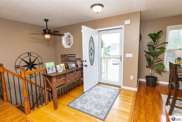 2567 Kensington Way, Elizabethtown, KY 42701