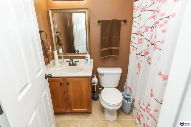2567 Kensington Way, Elizabethtown, KY 42701