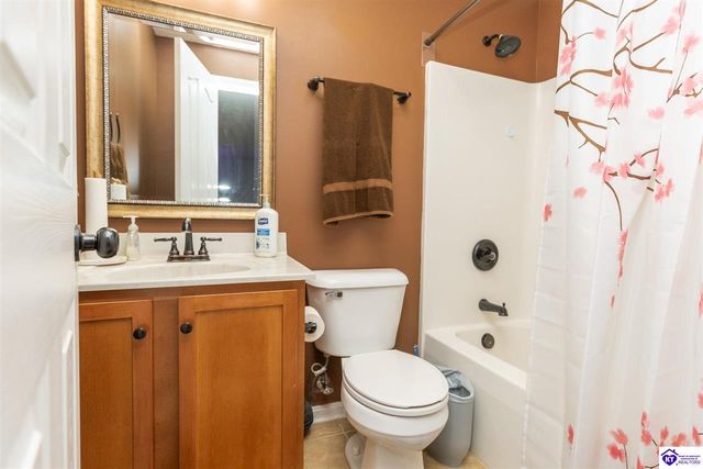 2567 Kensington Way, Elizabethtown, KY 42701