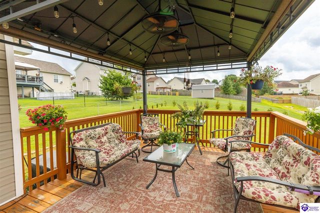 2567 Kensington Way, Elizabethtown, KY 42701