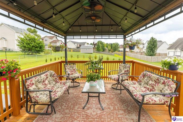 2567 Kensington Way, Elizabethtown, KY 42701
