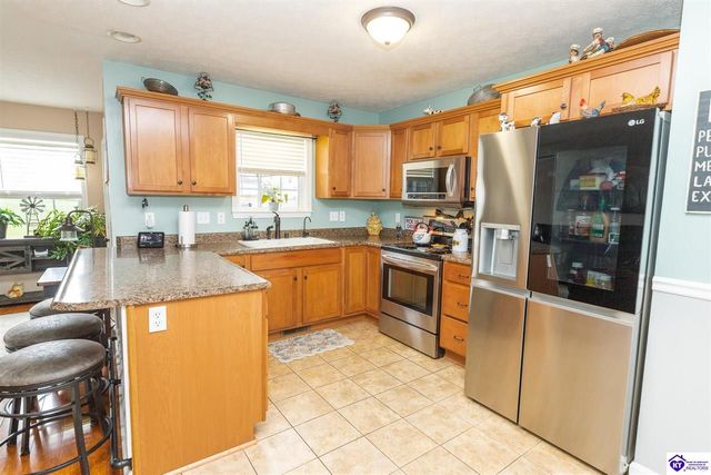 2567 Kensington Way, Elizabethtown, KY 42701