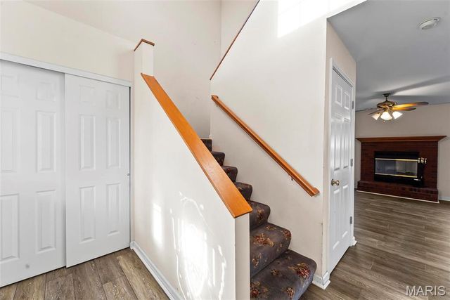 202 Sun Valley Drive, Smithton, IL 62285