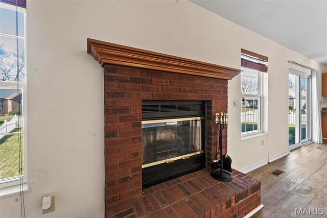 202 Sun Valley Drive, Smithton, IL 62285