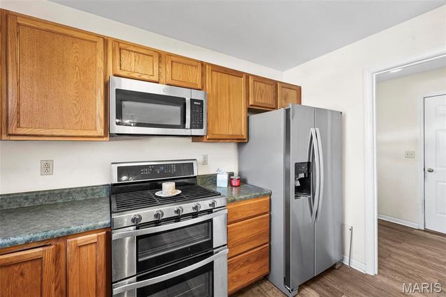 202 Sun Valley Drive, Smithton, IL 62285