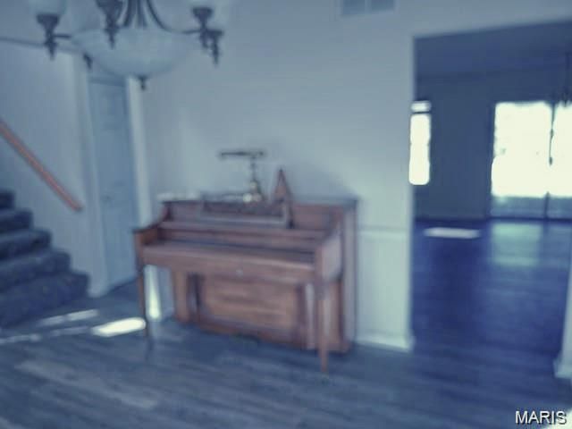 202 Sun Valley Drive, Smithton, IL 62285