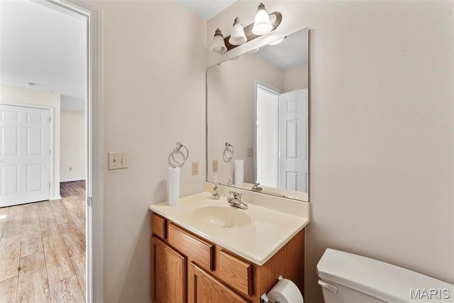 202 Sun Valley Drive, Smithton, IL 62285