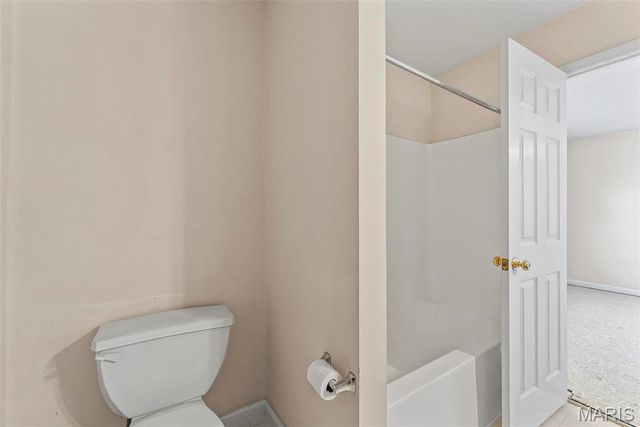 202 Sun Valley Drive, Smithton, IL 62285