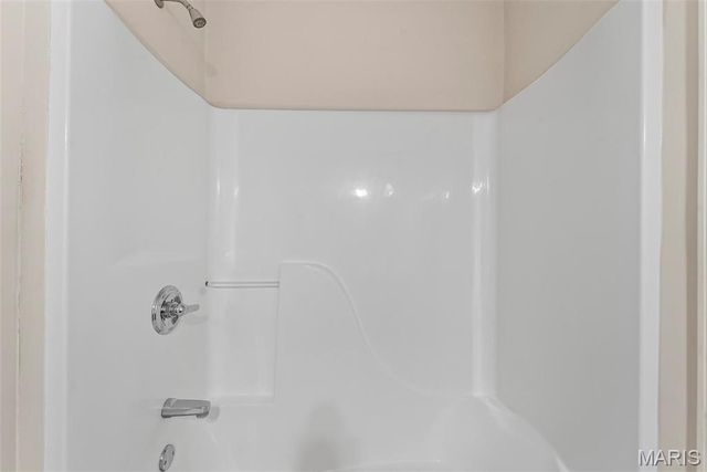 202 Sun Valley Drive, Smithton, IL 62285