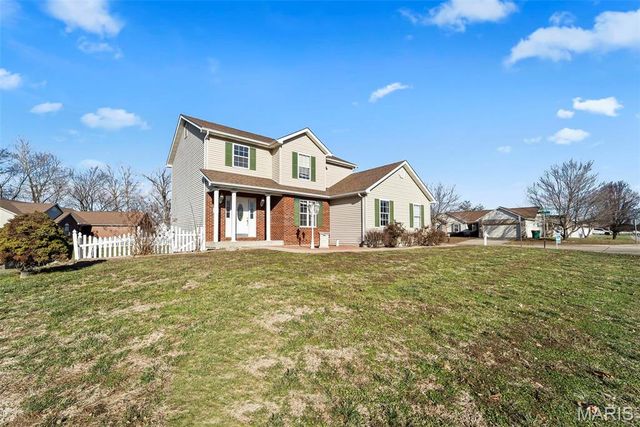 202 Sun Valley Drive, Smithton, IL 62285
