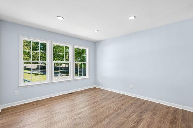 1004 Magnolia Lane, Moncks Corner, SC 29461