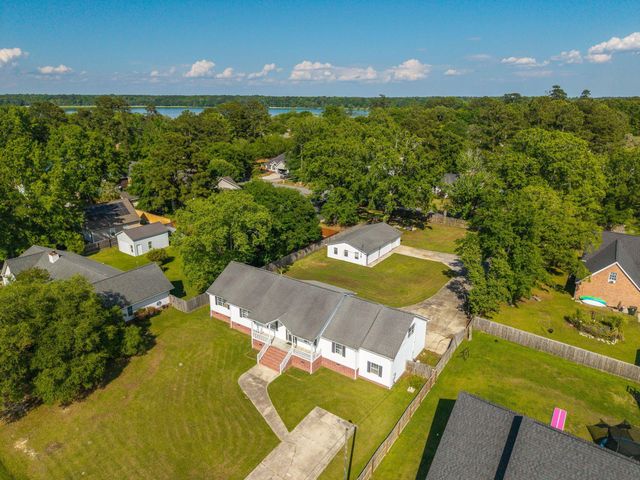 1004 Magnolia Lane, Moncks Corner, SC 29461