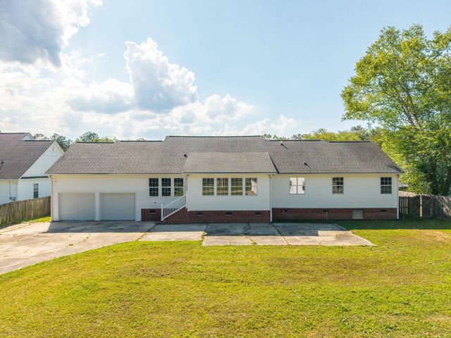 1004 Magnolia Lane, Moncks Corner, SC 29461