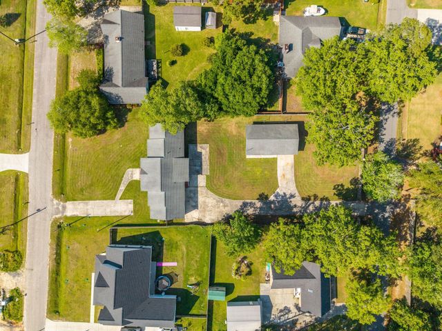 1004 Magnolia Lane, Moncks Corner, SC 29461