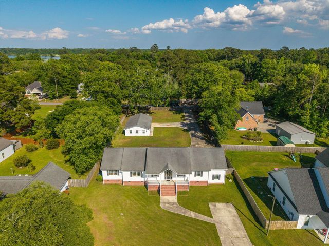 1004 Magnolia Lane, Moncks Corner, SC 29461