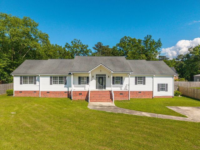 1004 Magnolia Lane, Moncks Corner, SC 29461