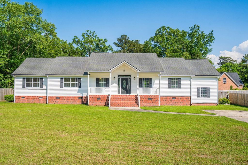 1004 Magnolia Lane, Moncks Corner, SC 29461