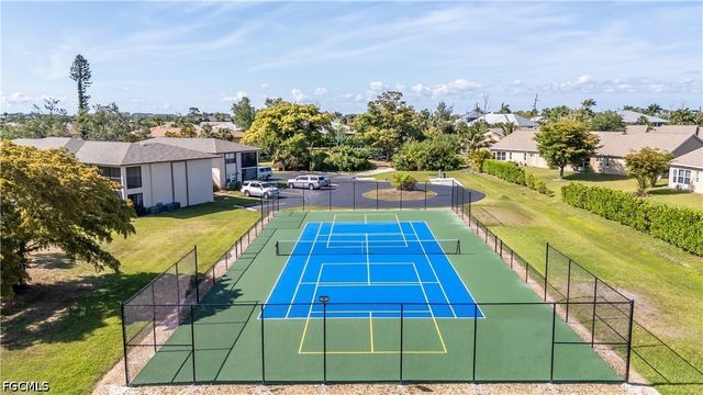 16881 Davis RD 723, Fort Myers, FL 33908
