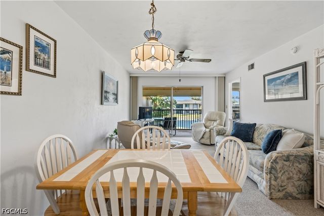 16881 Davis RD 723, Fort Myers, FL 33908