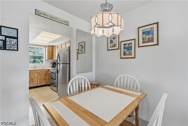 16881 Davis RD 723, Fort Myers, FL 33908