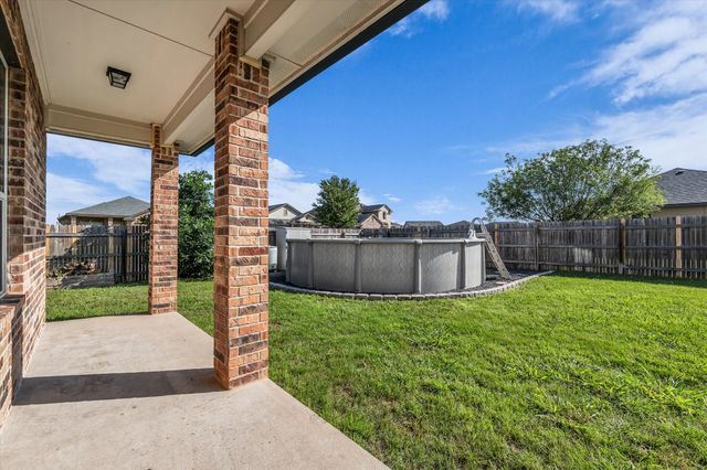 9453 Centennial Drive, Waco, TX 76708