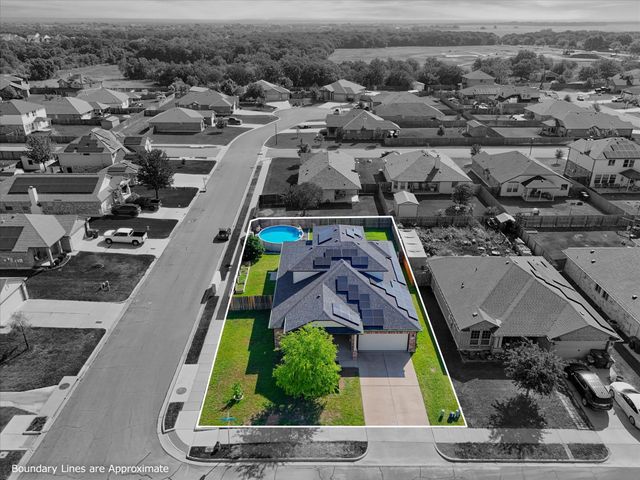9453 Centennial Drive, Waco, TX 76708