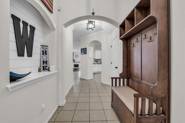 9453 Centennial Drive, Waco, TX 76708