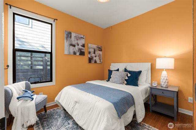 6516 41st Avenue SW, Seattle, WA 98136