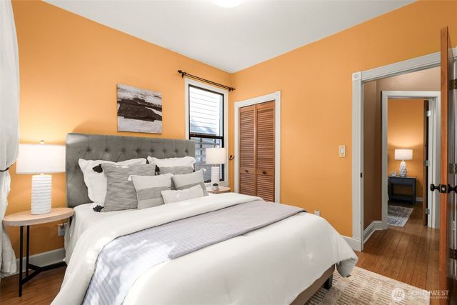 6516 41st Avenue SW, Seattle, WA 98136