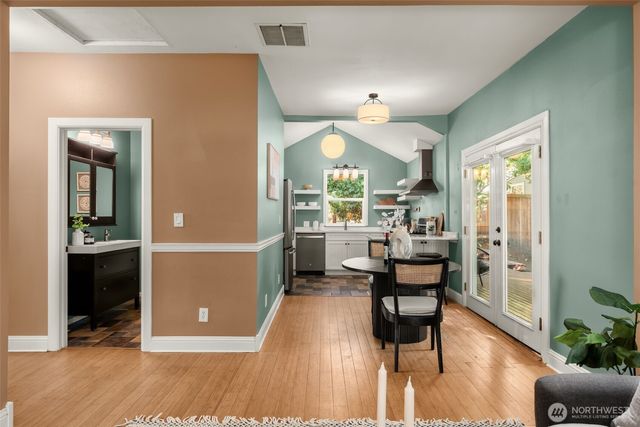 6516 41st Avenue SW, Seattle, WA 98136