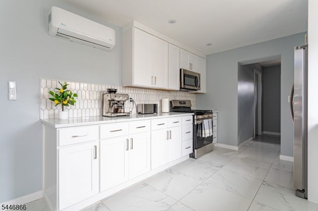 11 Edison St, Bloomfield Twp., NJ 07003