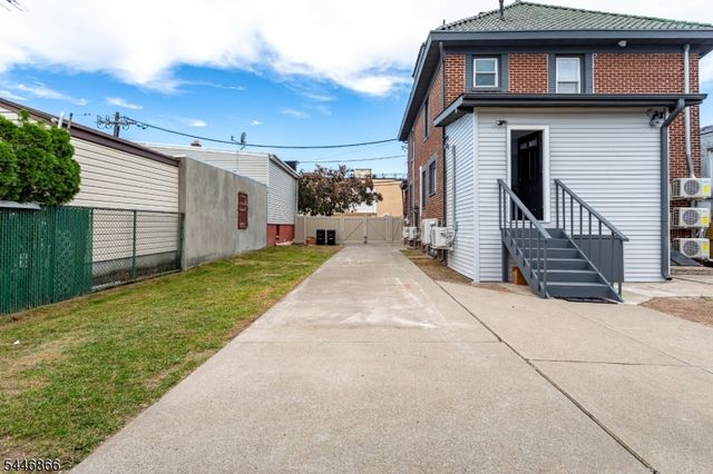 11 Edison St, Bloomfield Twp., NJ 07003