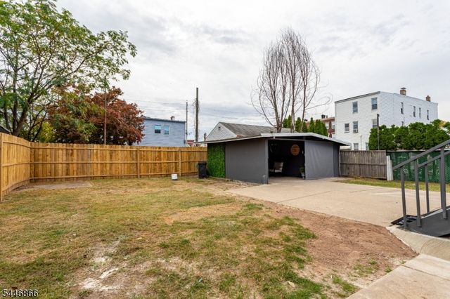 11 Edison St, Bloomfield Twp., NJ 07003