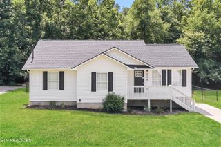 206 Sandy Hill Rd, Lafollette, TN 37766