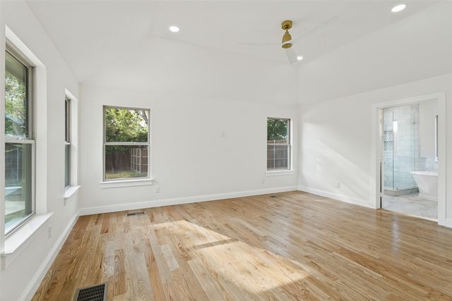 1821 Warner Road, Fort Worth, TX 76110