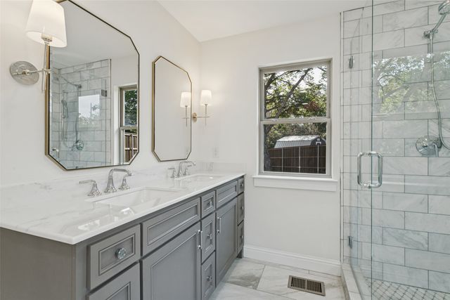1821 Warner Road, Fort Worth, TX 76110