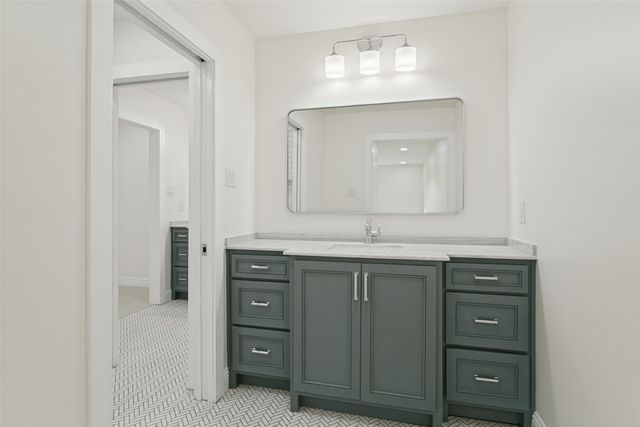 1821 Warner Road, Fort Worth, TX 76110