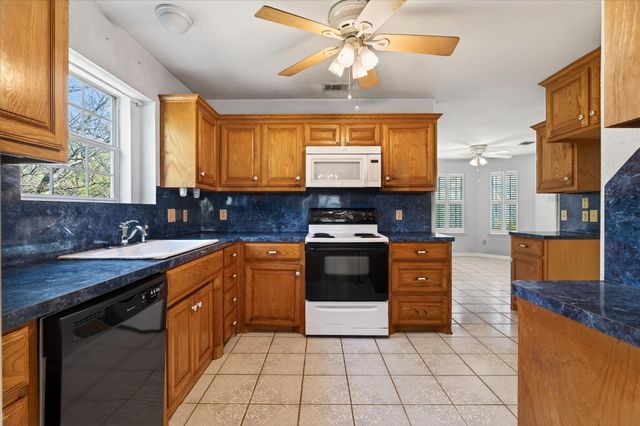 514 N Garza Road, Shady Shores, TX 76208