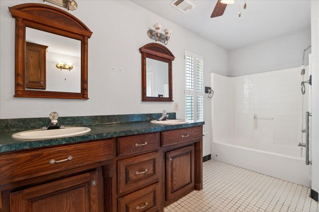 514 N Garza Road, Shady Shores, TX 76208