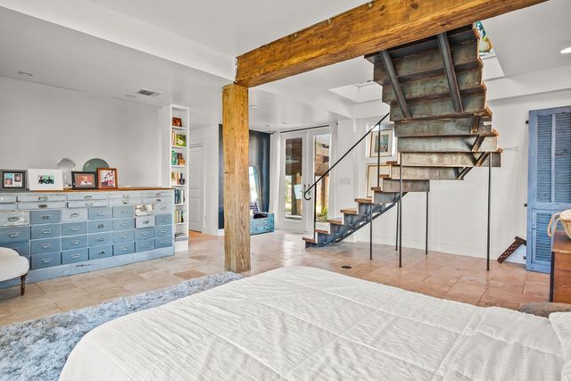 127 Twelfth St, Port Aransas, TX 78373