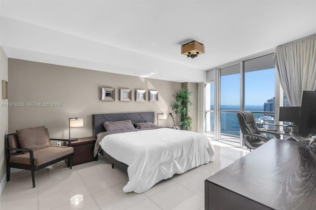 495 Brickell Ave 2909, Miami, FL 33131