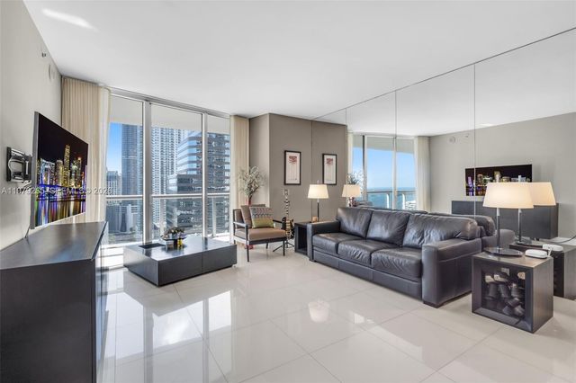 495 Brickell Ave 2909, Miami, FL 33131