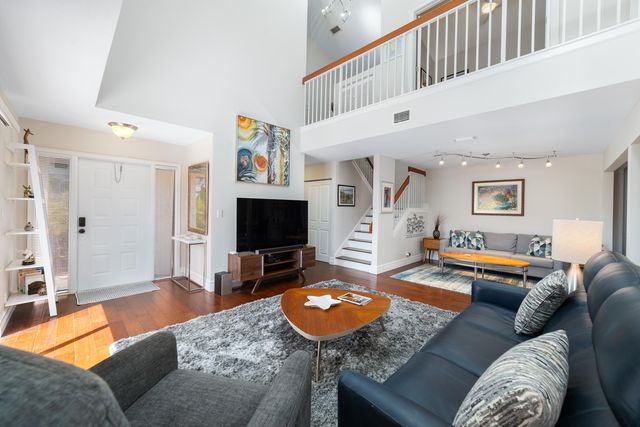 5608 Amersham Way, Boca Raton, FL 33486