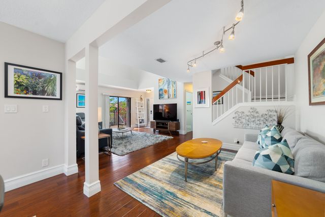 5608 Amersham Way, Boca Raton, FL 33486