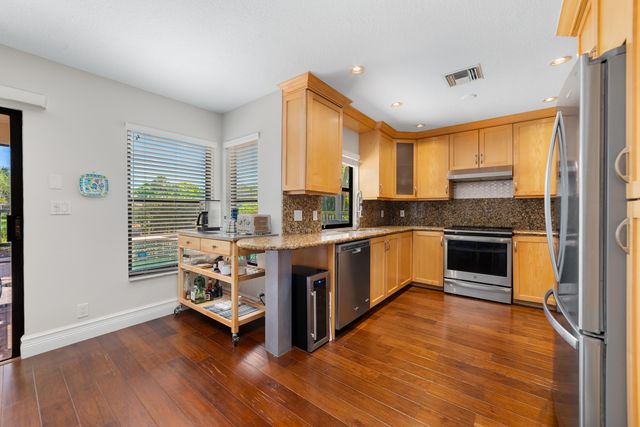 5608 Amersham Way, Boca Raton, FL 33486