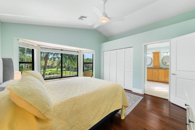 5608 Amersham Way, Boca Raton, FL 33486