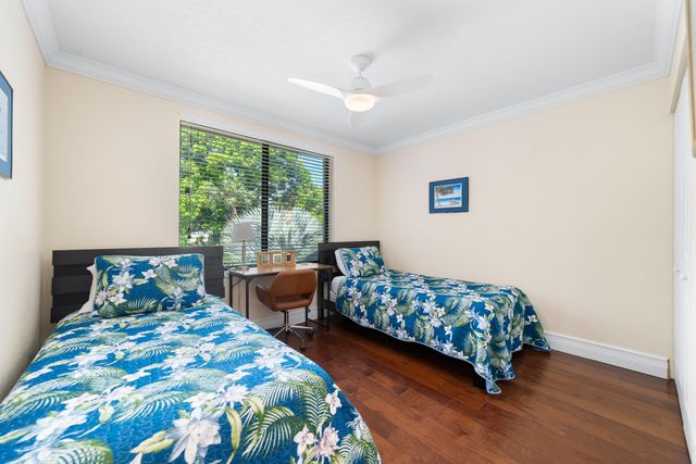 5608 Amersham Way, Boca Raton, FL 33486