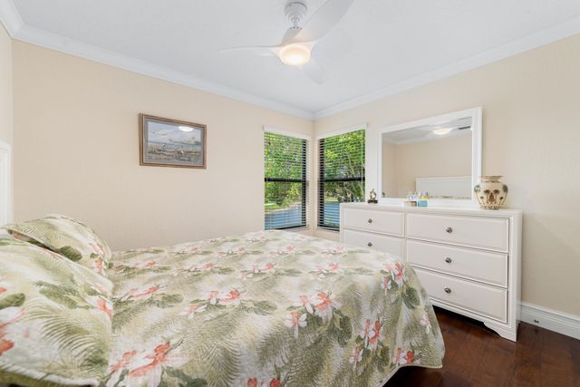 5608 Amersham Way, Boca Raton, FL 33486